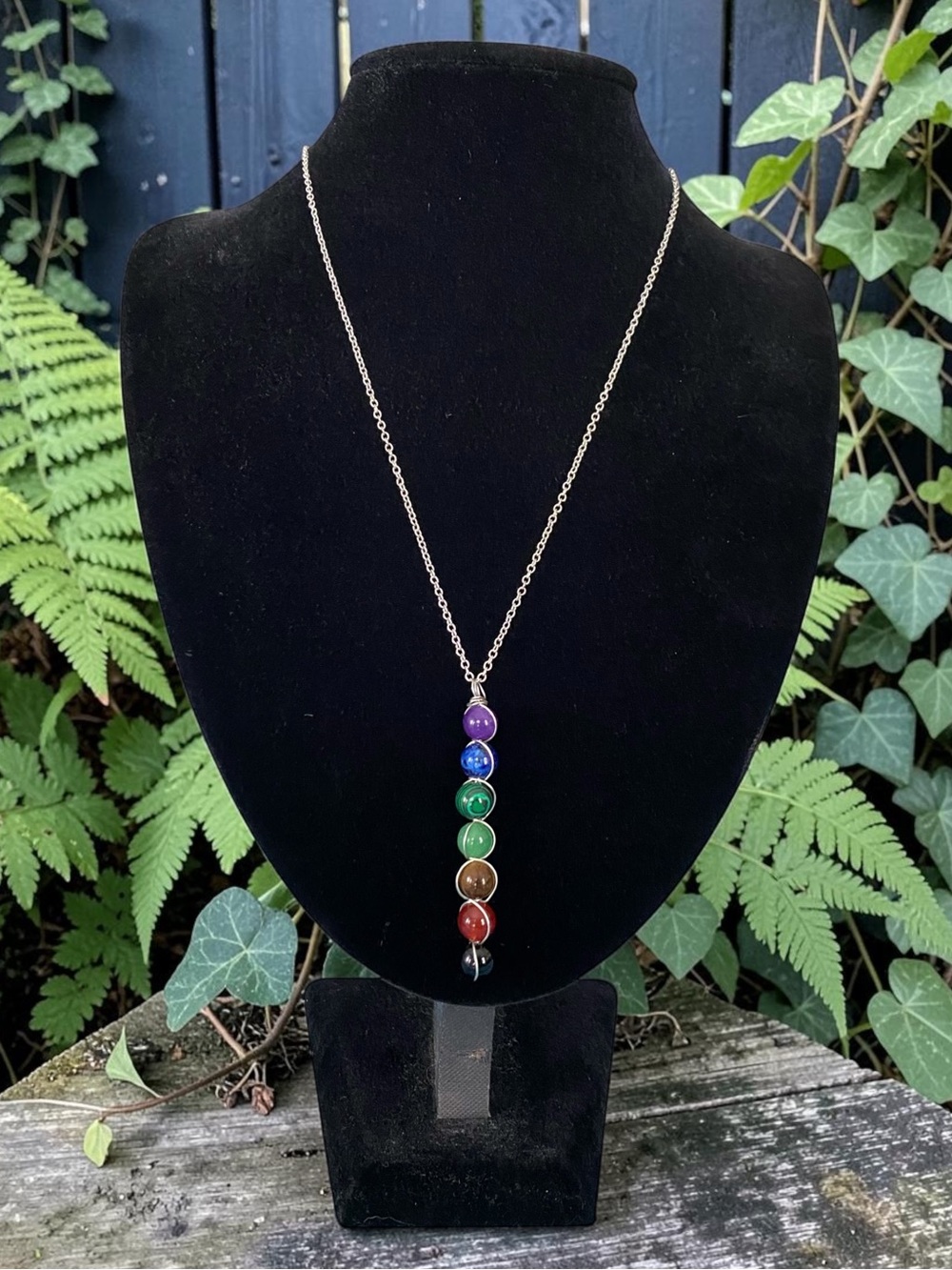 NWOT Handmade 7 Stone Chakra Inspired Beaded Pendant Necklace Silver Chain 19.5”